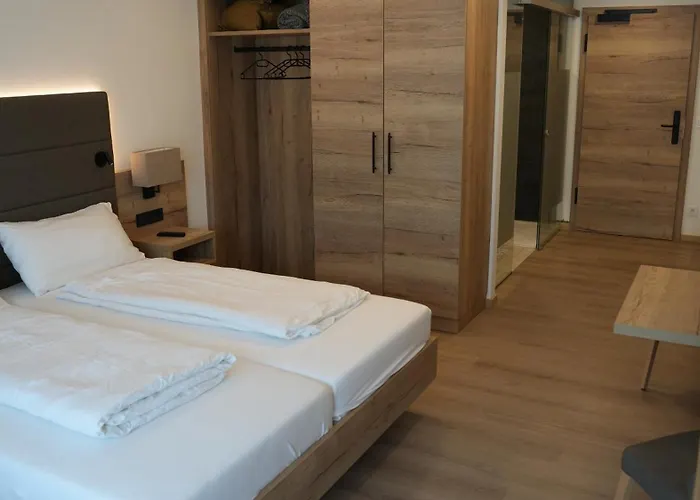 Schinagl Klaus Klaus an der Pyhrnbahn